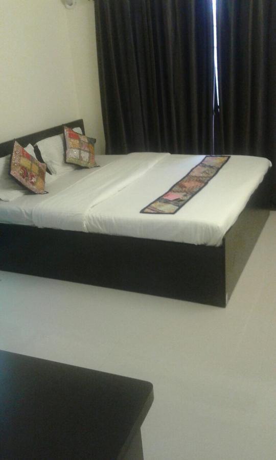 Poonam Hieghts Mumbai Ngoại thất bức ảnh
